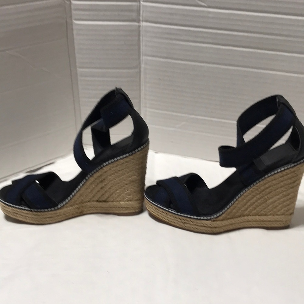 Tory Burch cross-cross wedge espadrilles with stretchy straps. EUC